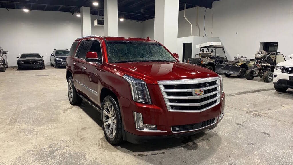 2017 CADILLAC Escalade