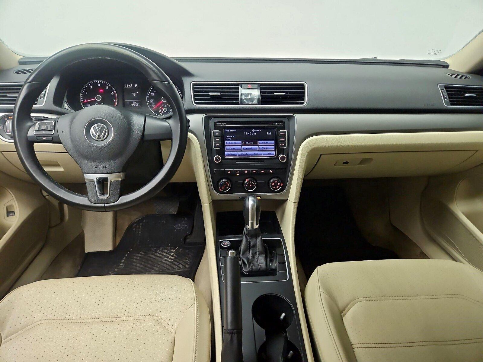 2015 VOLKSWAGEN Passat