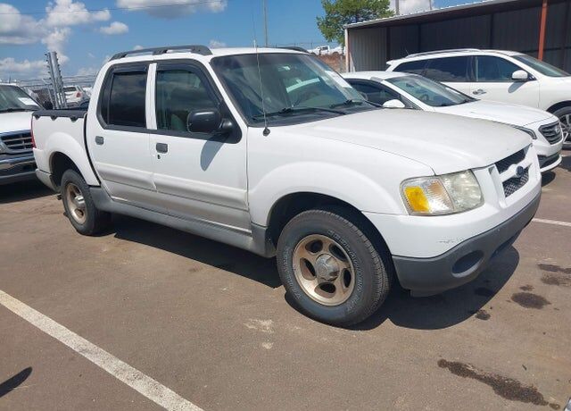 2004 FORD Explorer