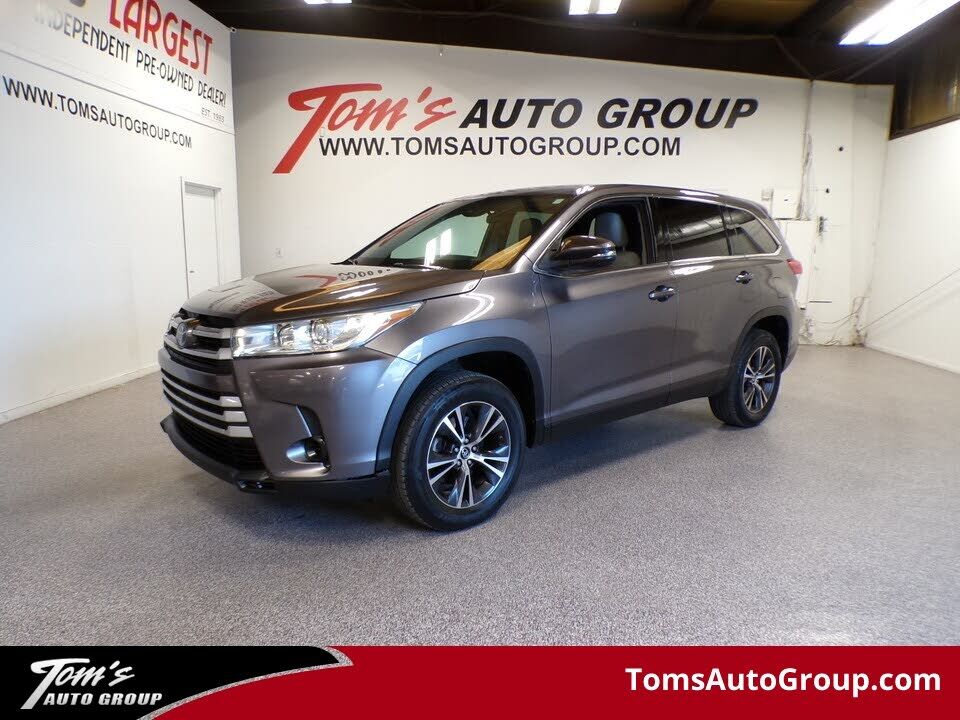 2019 TOYOTA Highlander