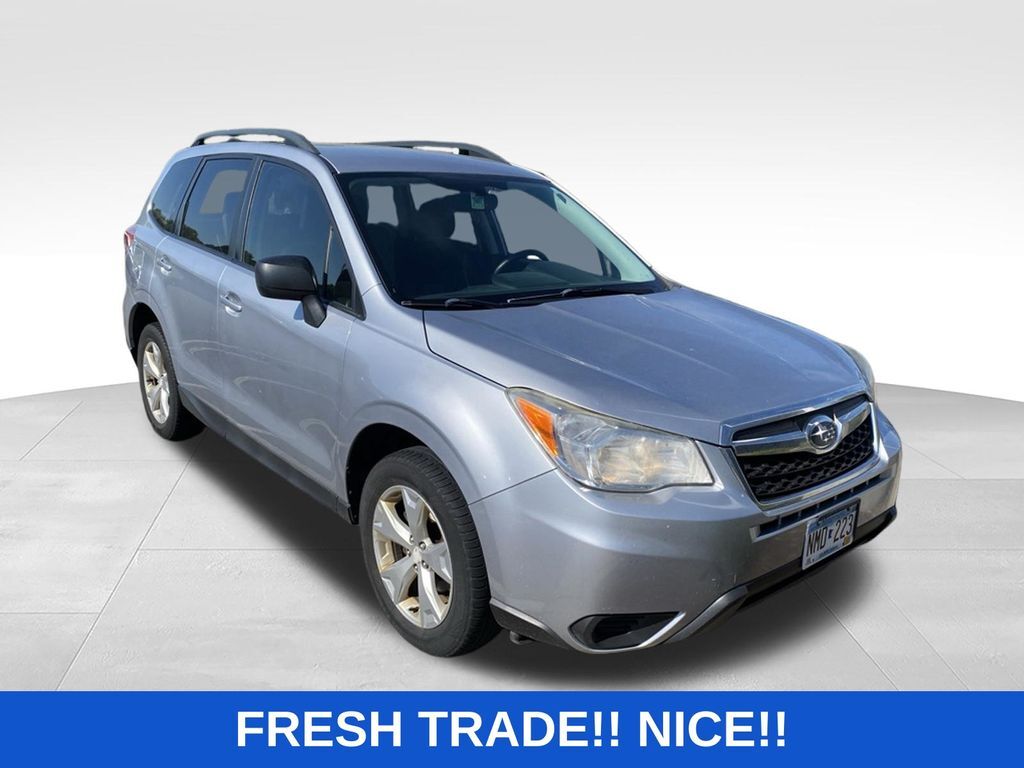 2015 SUBARU Forester