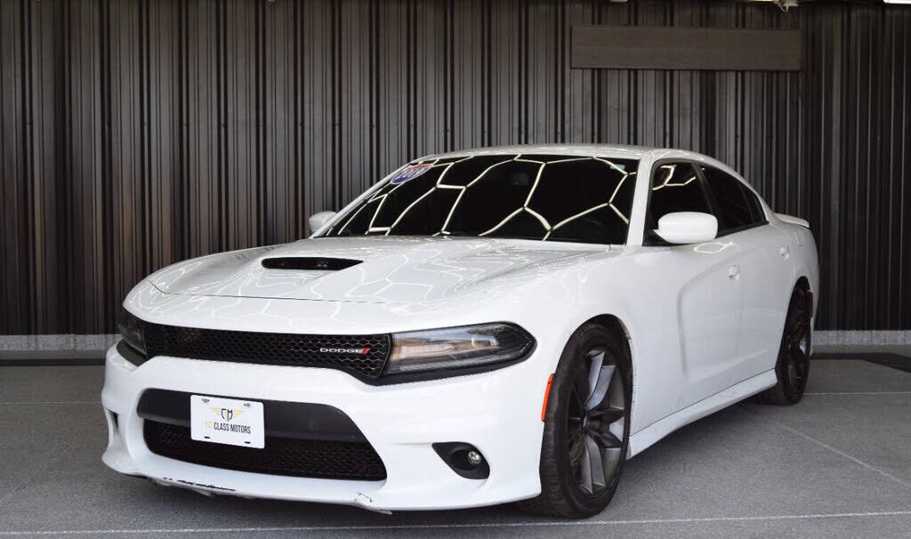 2019 DODGE Charger
