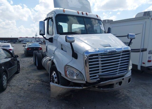 2013 FREIGHTLINER Cascadia