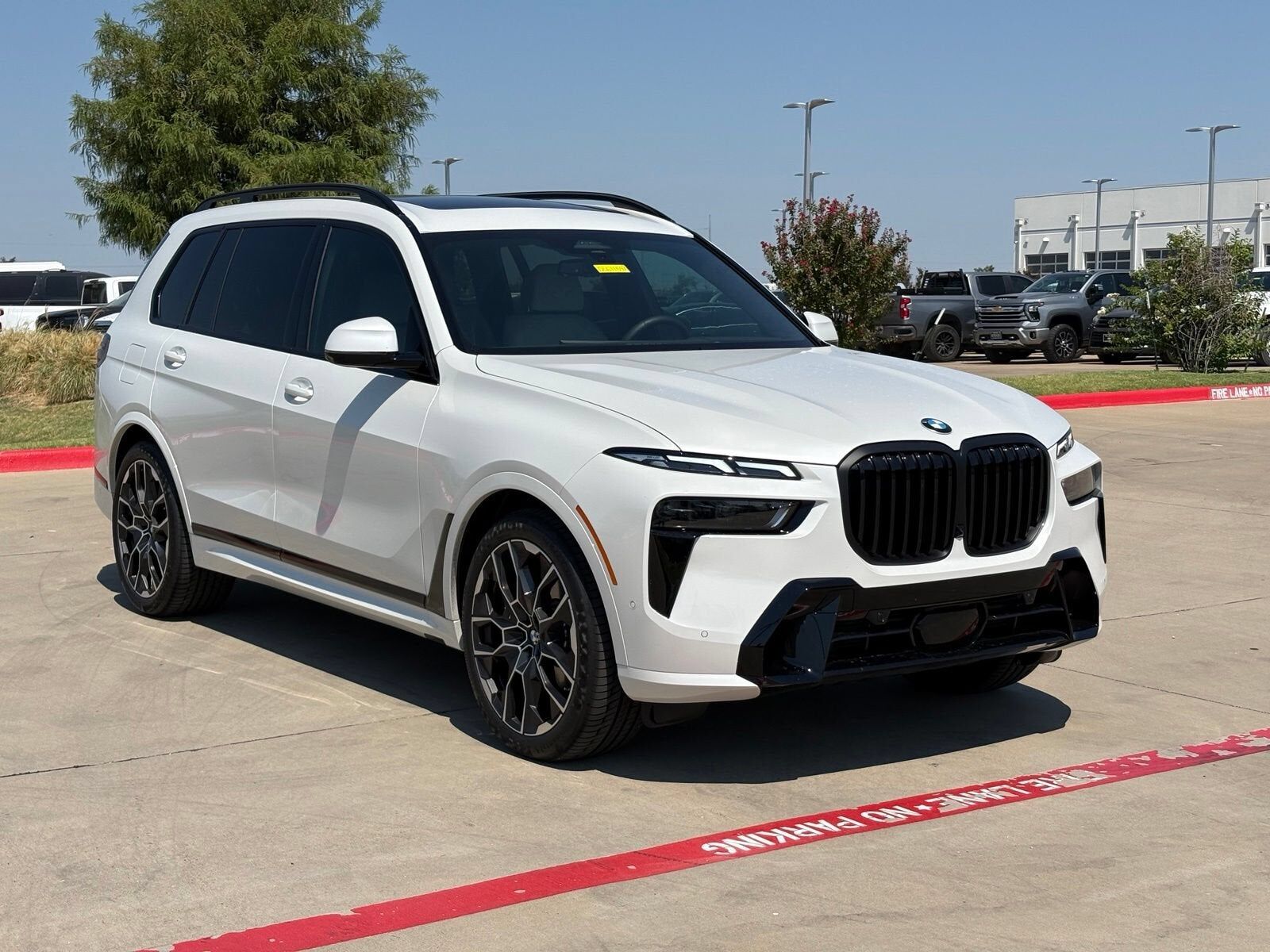 2027 BMW X7