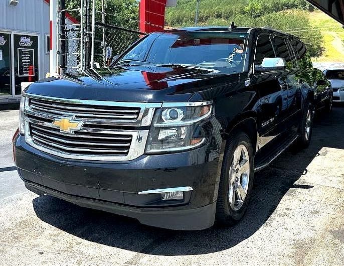 2017 CHEVROLET Suburban