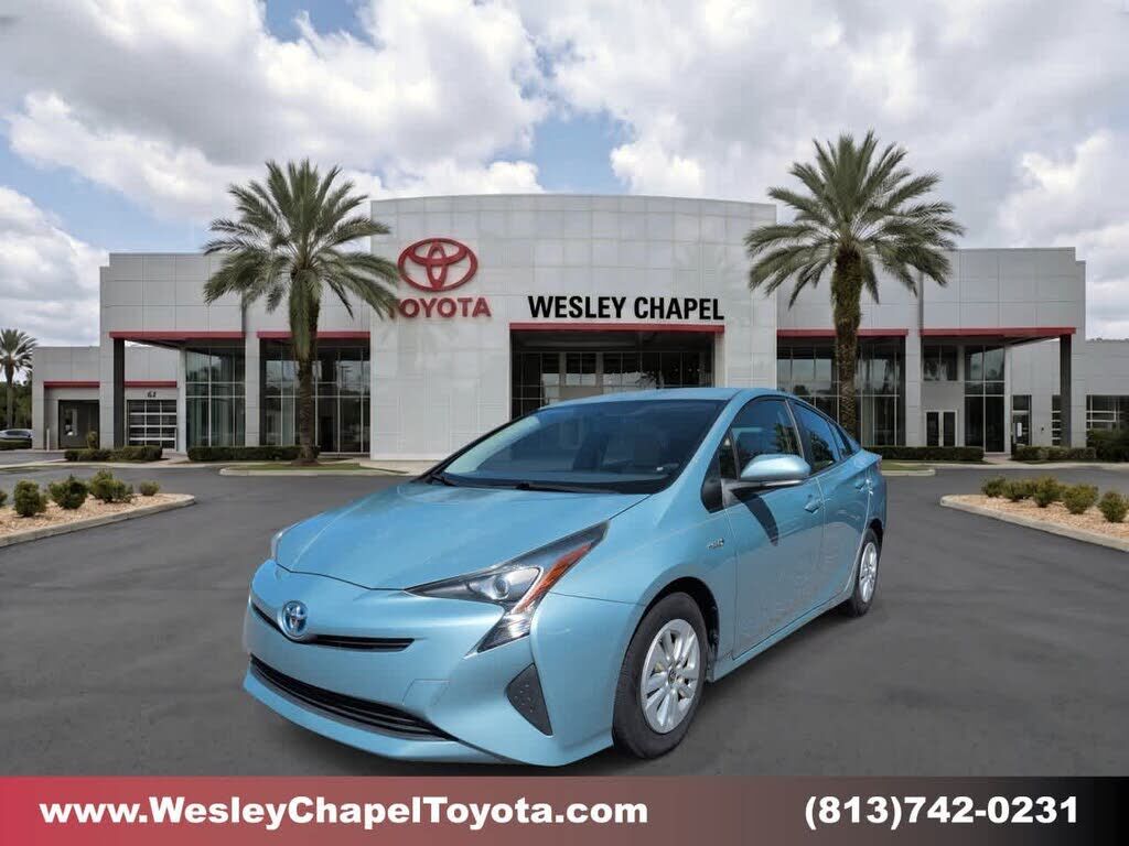 2016 TOYOTA PRIUS