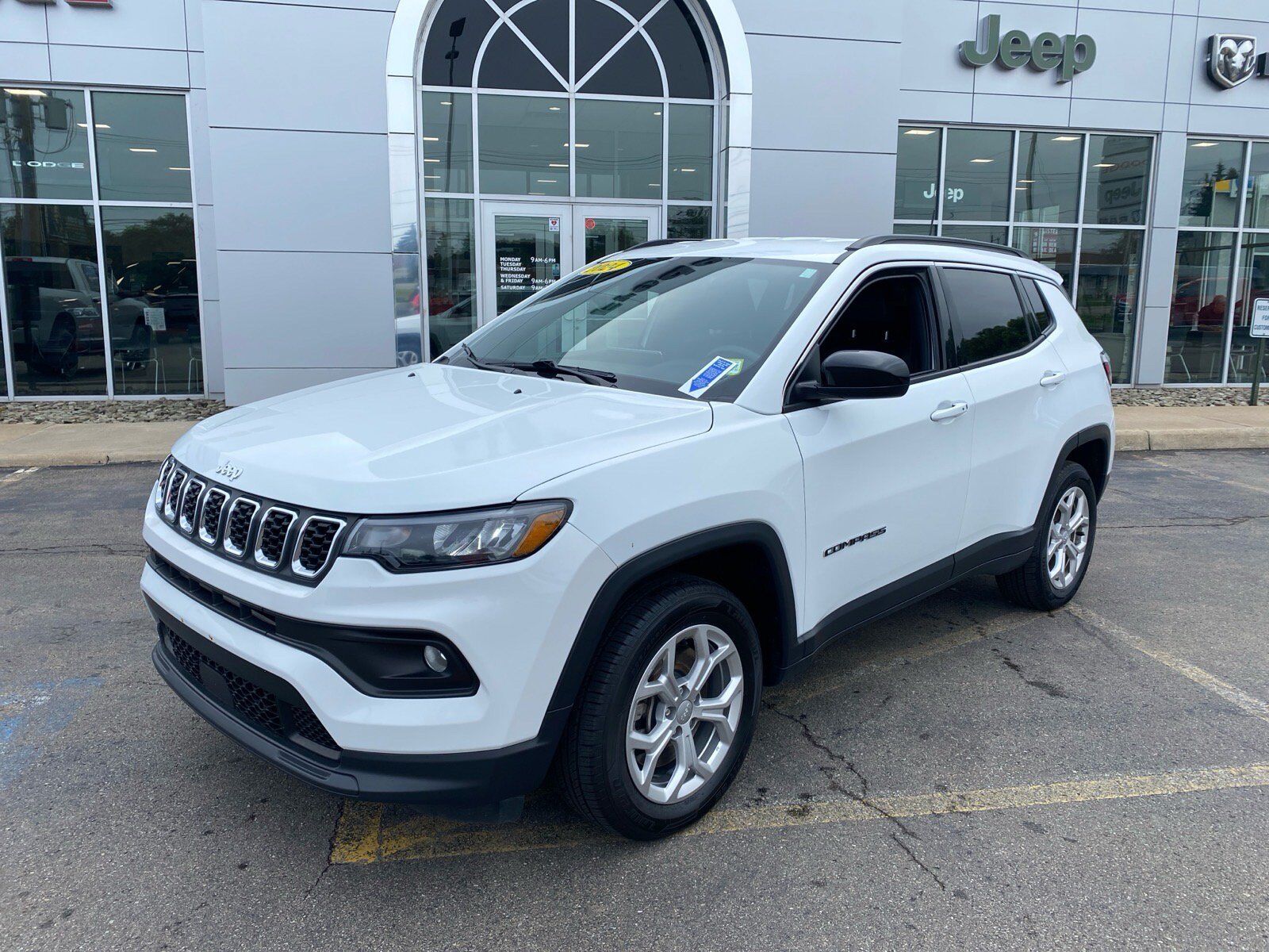 2024 JEEP Compass