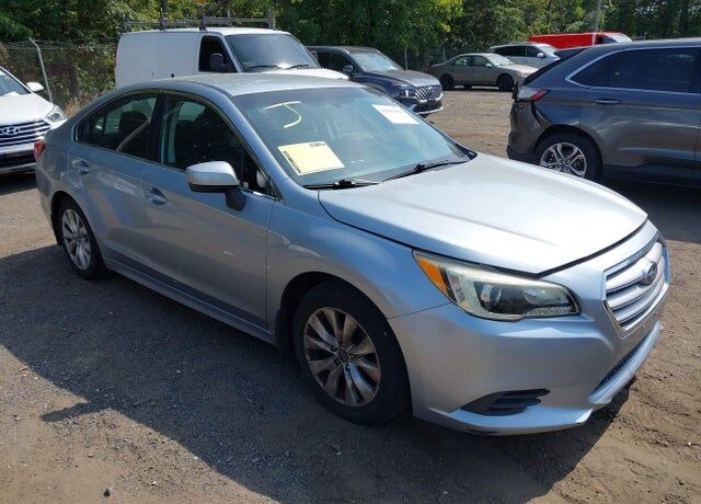 2015 SUBARU Legacy