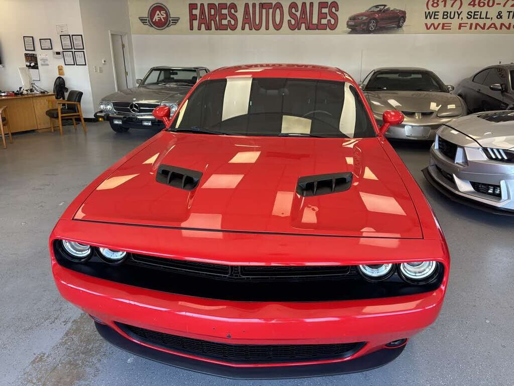 2016 DODGE Challenger