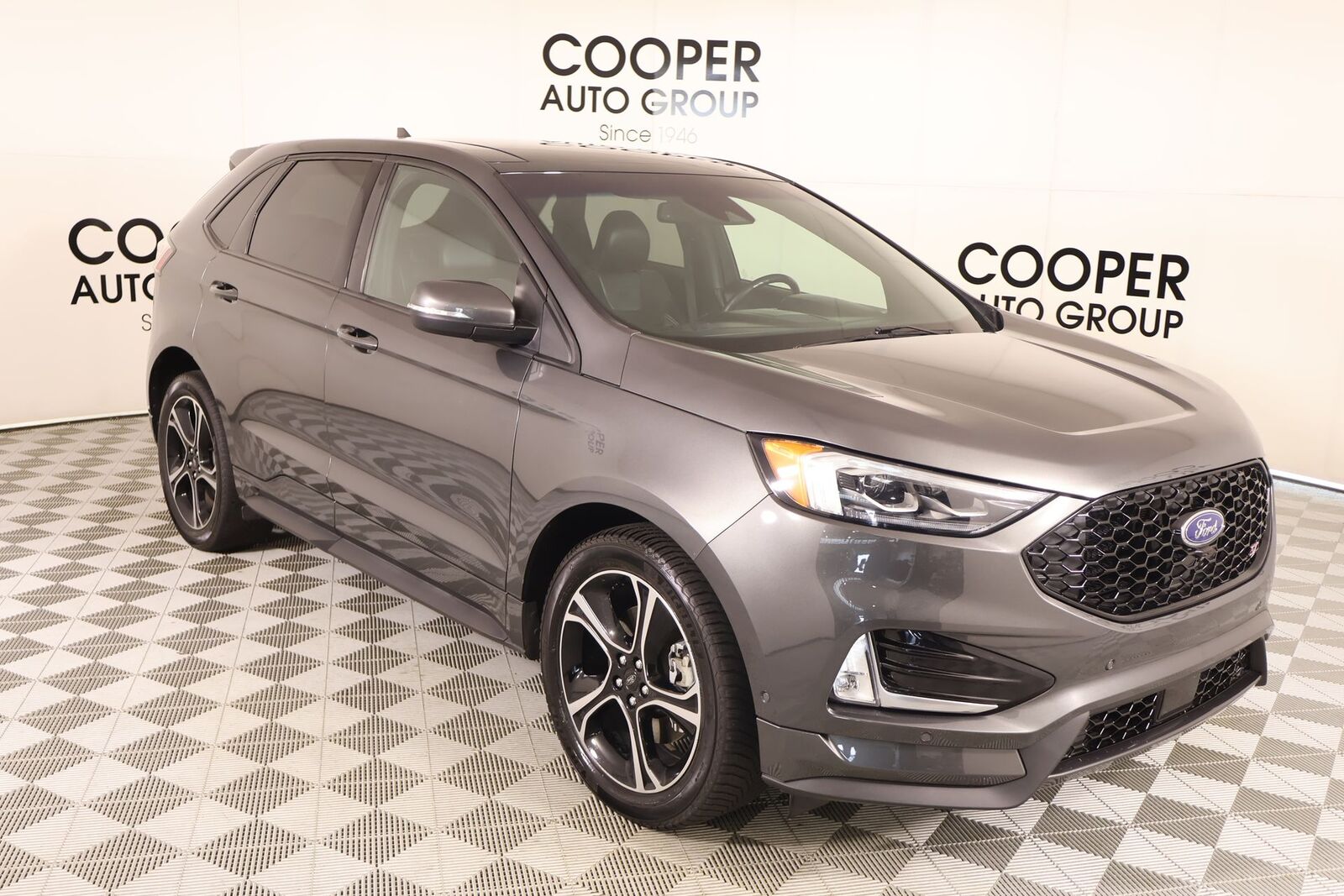 2019 FORD Edge