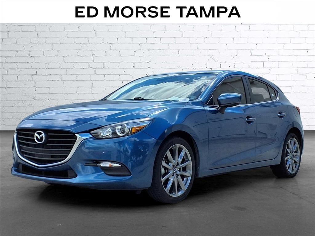 2018 MAZDA Mazda3
