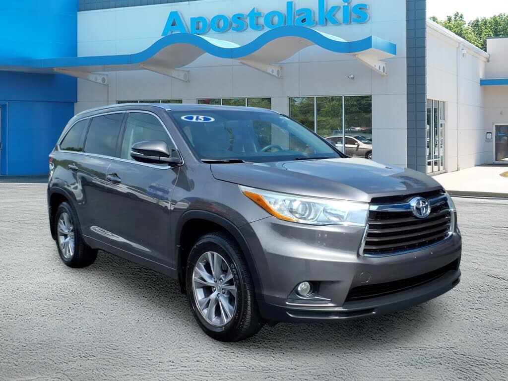 2015 TOYOTA Highlander