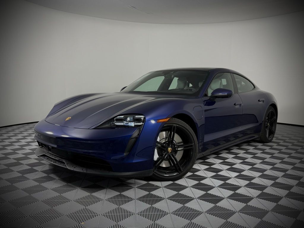2024 PORSCHE Taycan