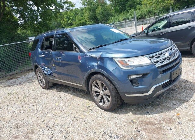 2018 FORD Explorer