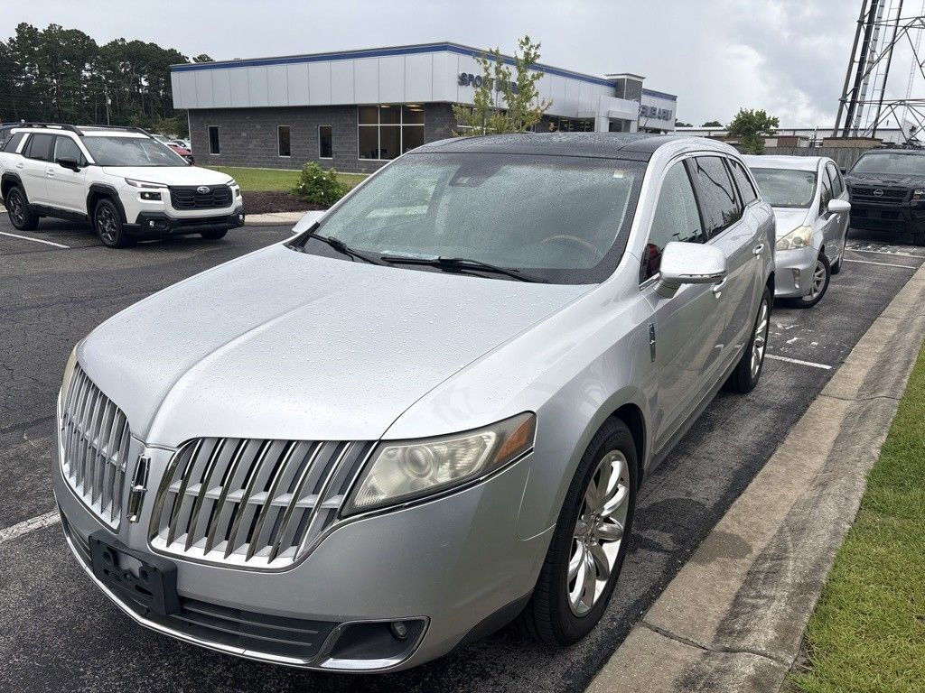 2010 LINCOLN MKT