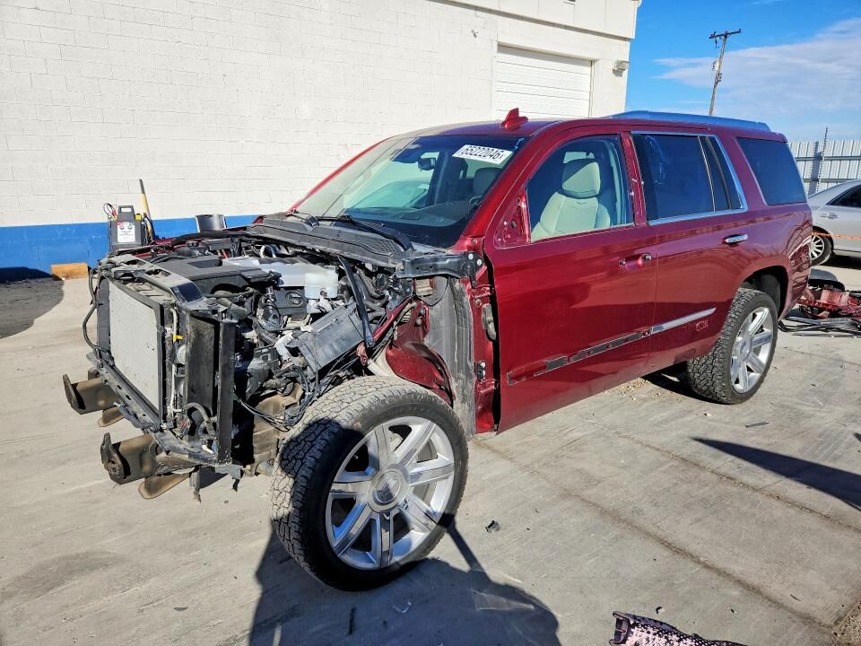 2017 CADILLAC Escalade