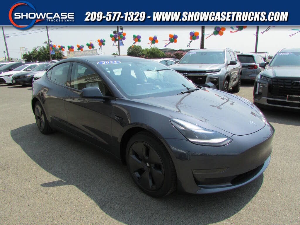 2023 TESLA Model 3
