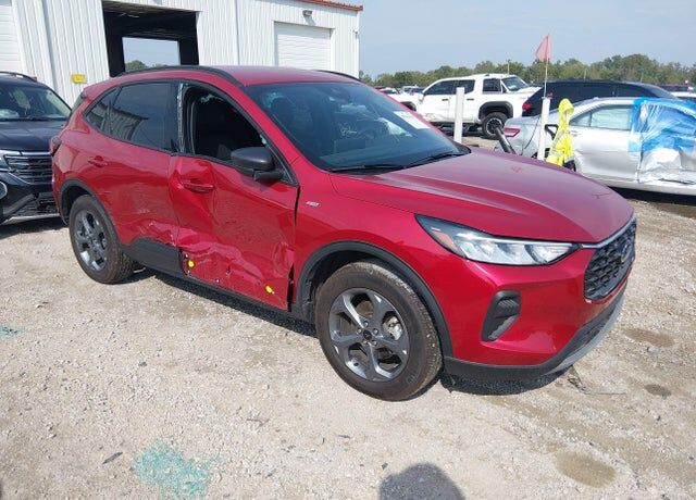 2025 FORD Escape