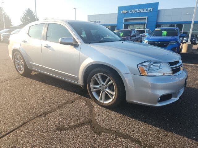 2012 DODGE Avenger