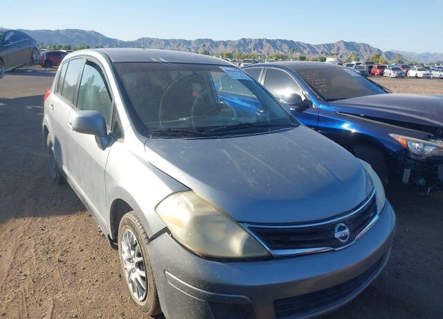 2011 NISSAN Versa