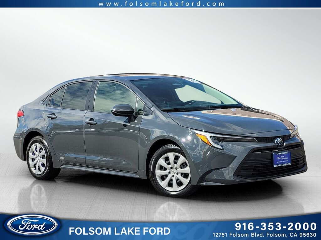2024 TOYOTA Corolla