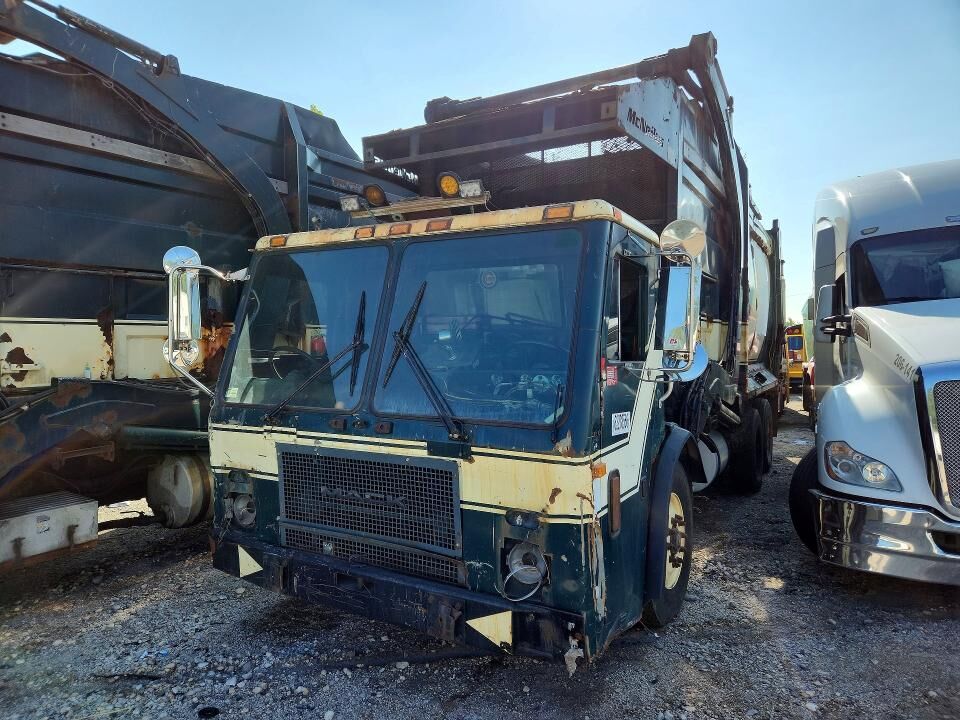 2007 MACK LE
