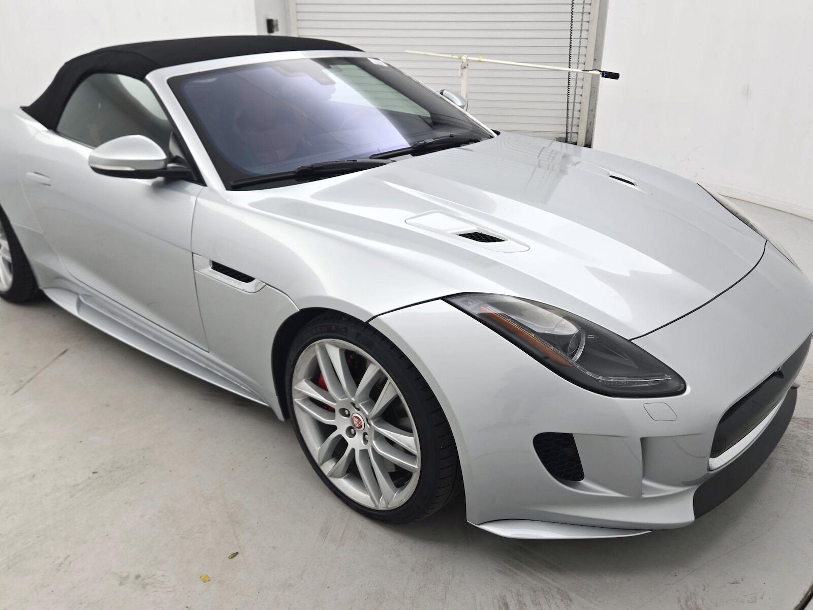 2017 JAGUAR F-Type