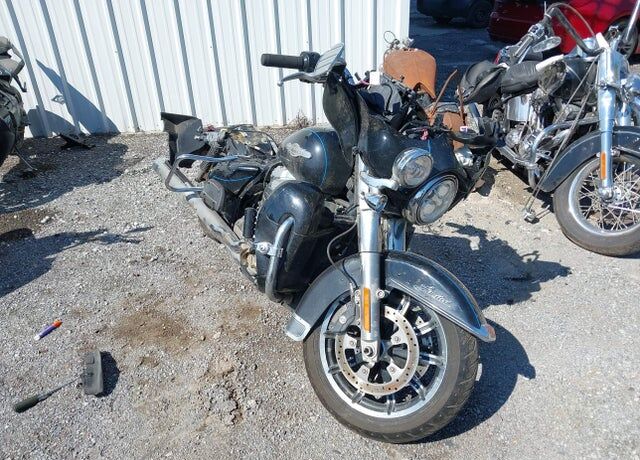 2018 HARLEY DAVIDSON FLHTK SHRINE / ULTRA LIMITED SPECIAL EDITION
