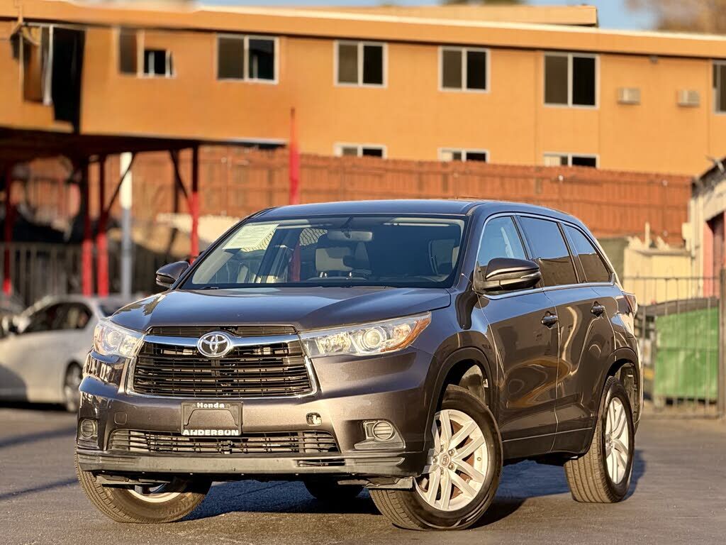 2015 TOYOTA Highlander