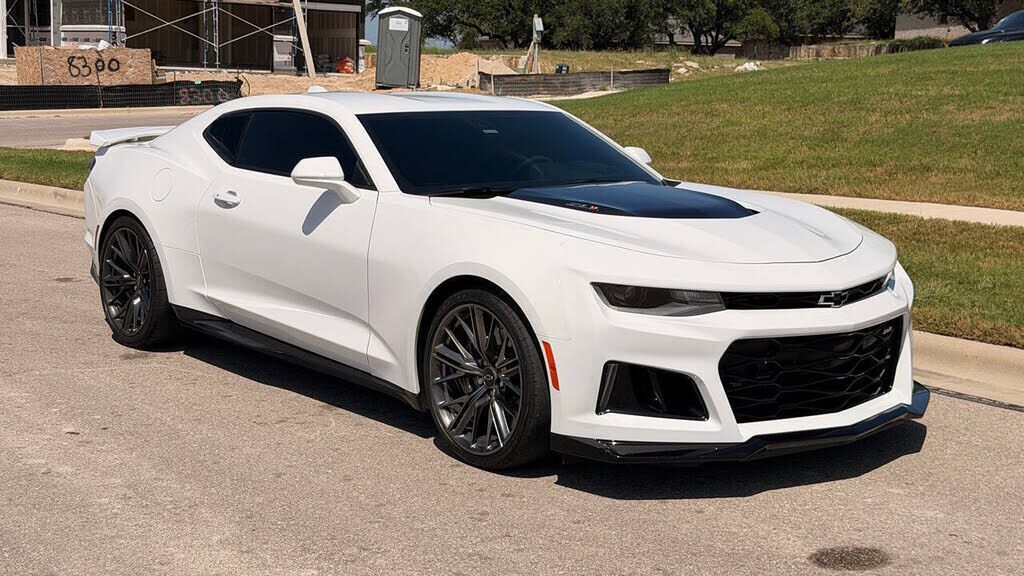 2023 CHEVROLET Camaro