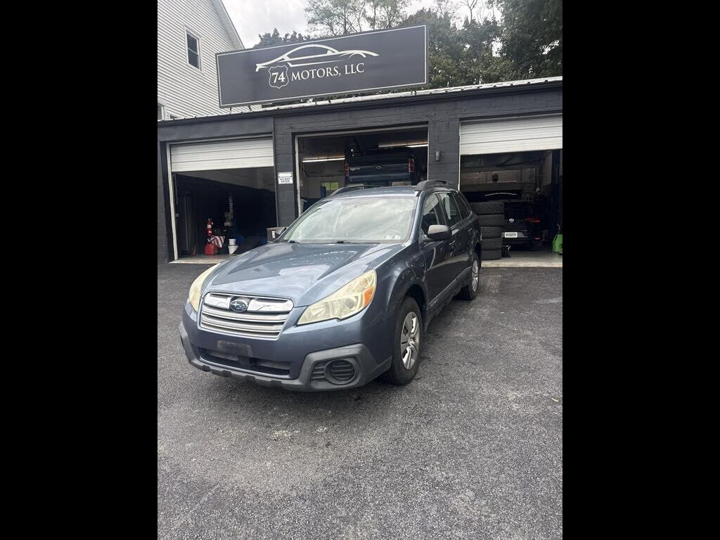 2013 SUBARU Outback