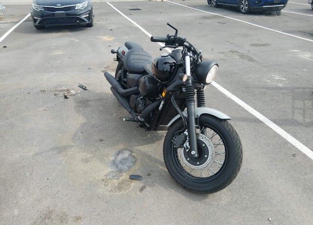 2025 HONDA VT750