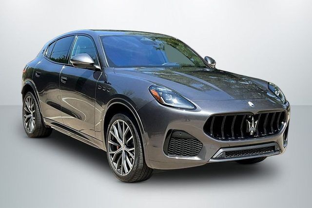 2026 MASERATI Grecale