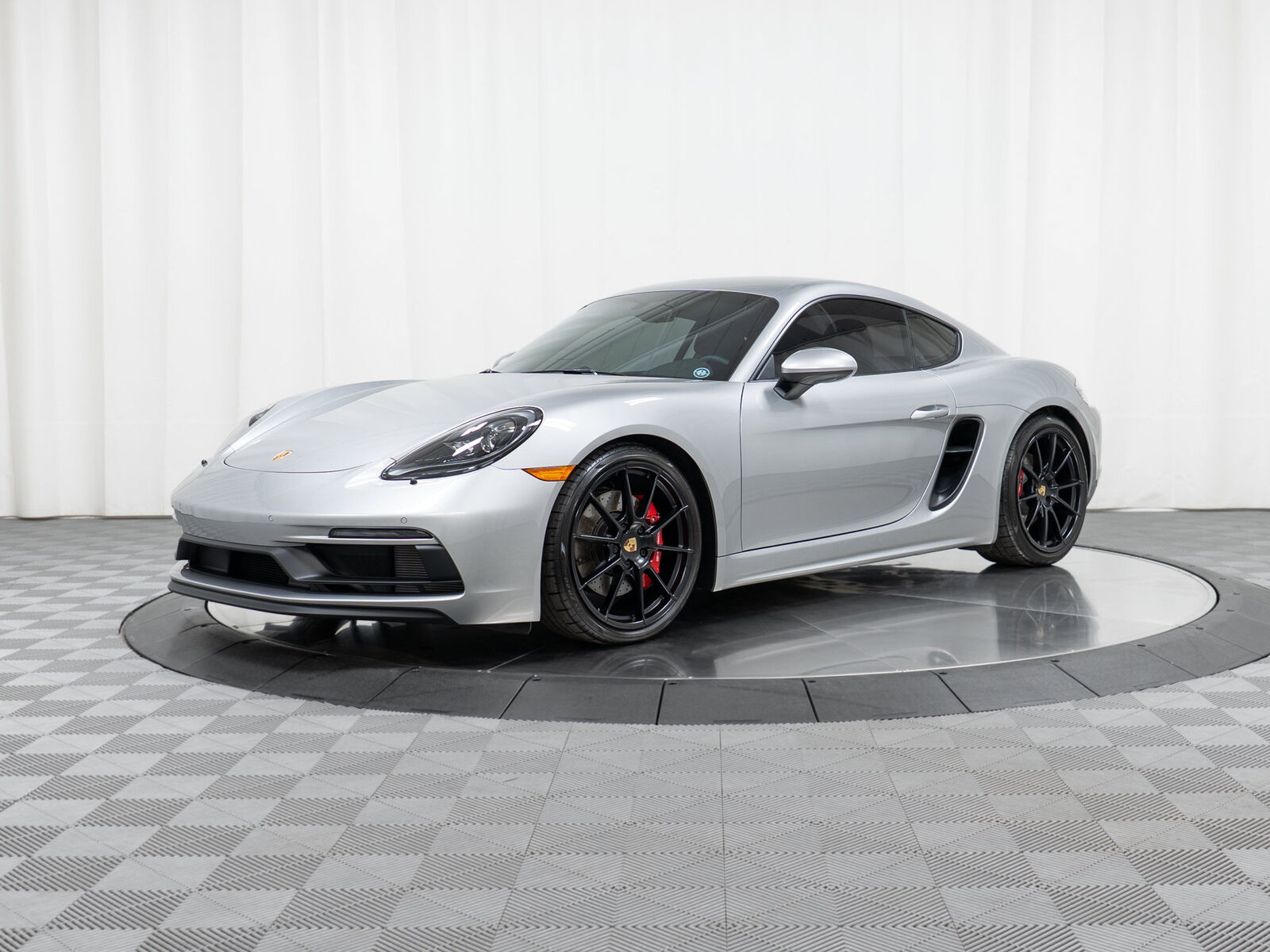 2025 PORSCHE 718