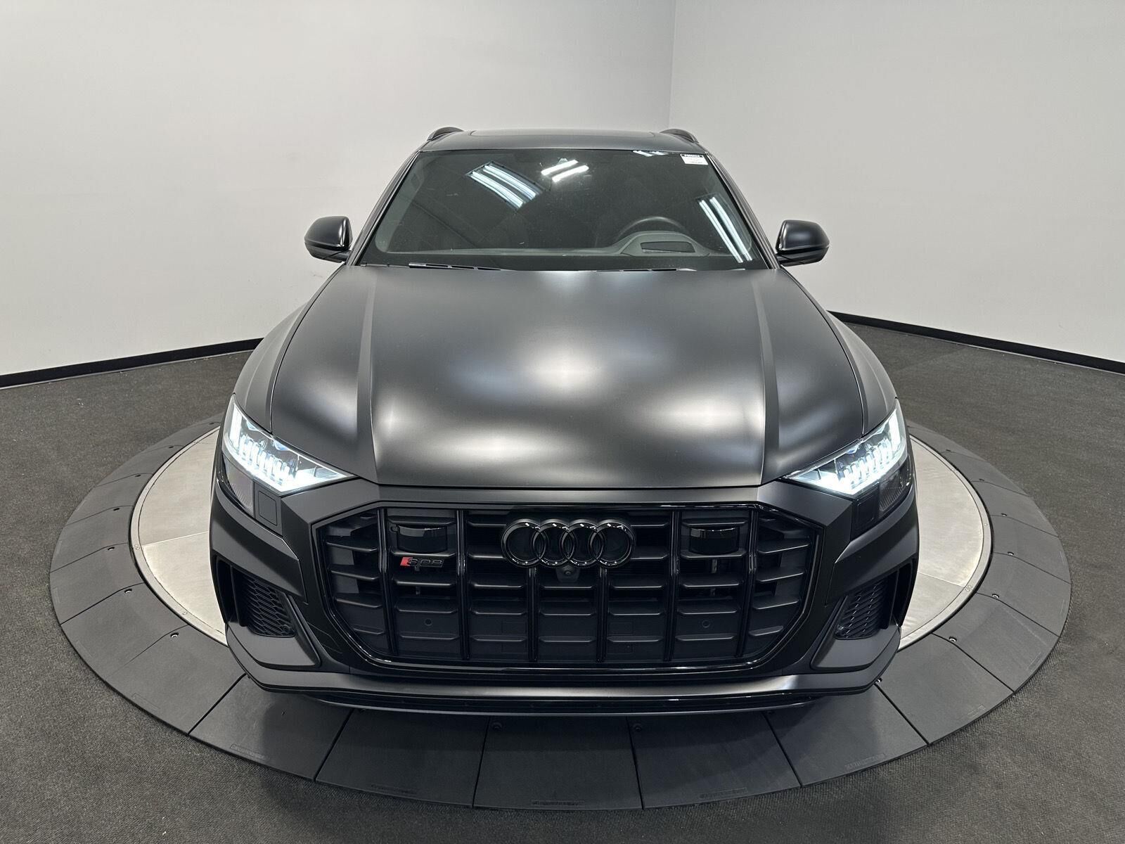 2023 Audi SQ8