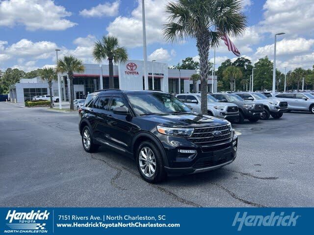 2021 FORD Explorer