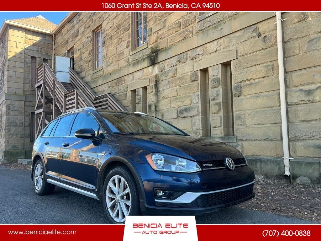 2017 VOLKSWAGEN Golf Alltrack
