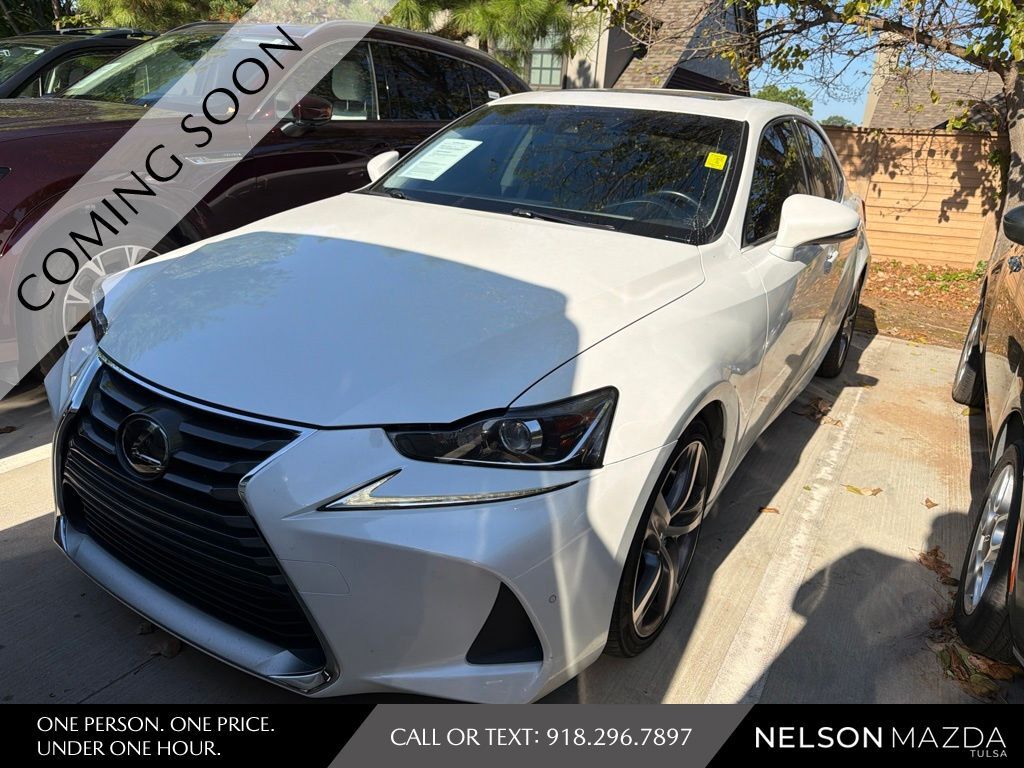 2018 LEXUS IS