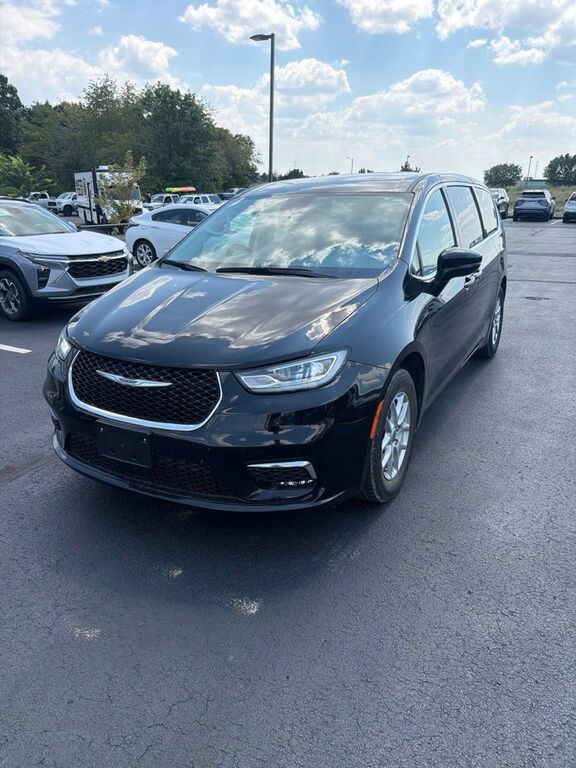 2024 CHRYSLER Pacifica