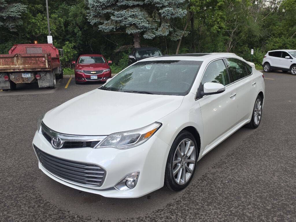 2014 TOYOTA Avalon