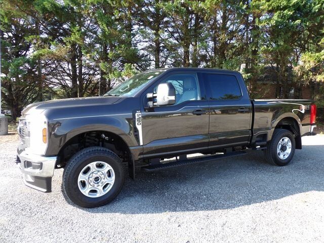 2025 FORD F-250