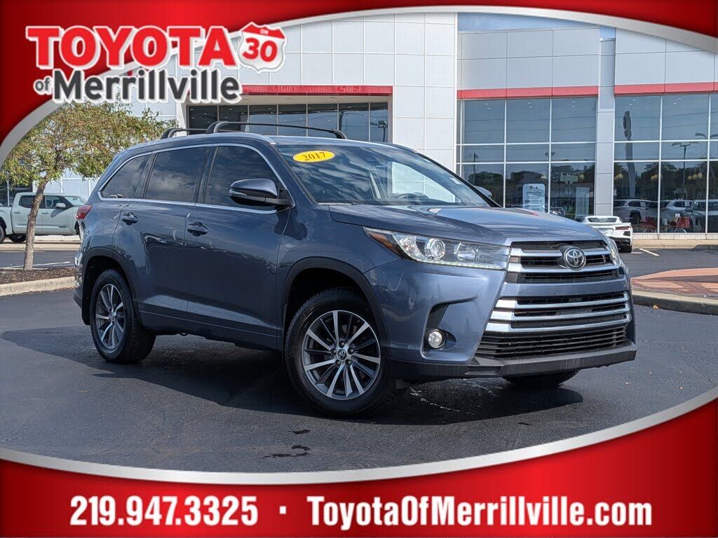 2017 TOYOTA Highlander