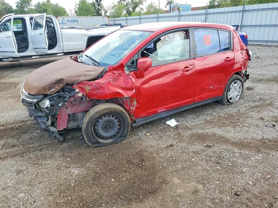 2010 NISSAN Versa