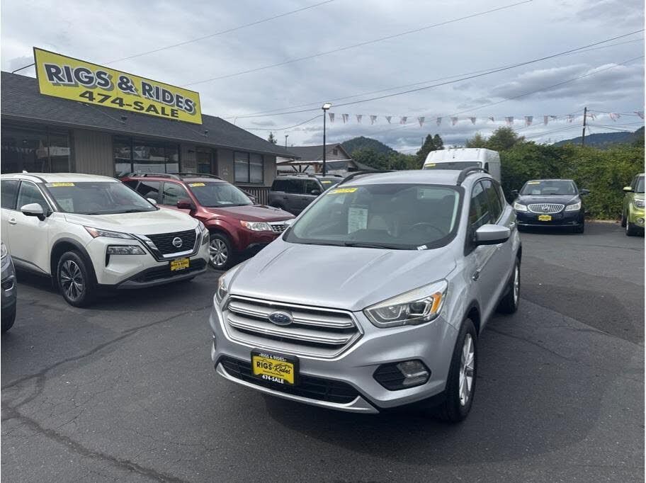 2018 FORD Escape