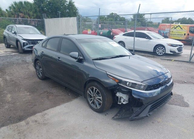 2023 KIA Forte
