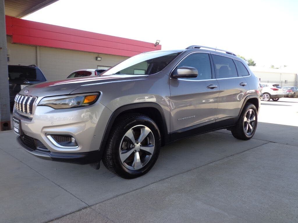 2019 JEEP Cherokee