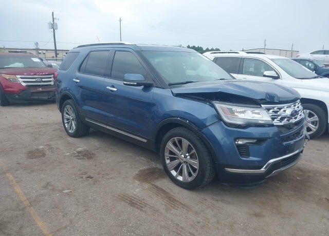 2018 FORD Explorer