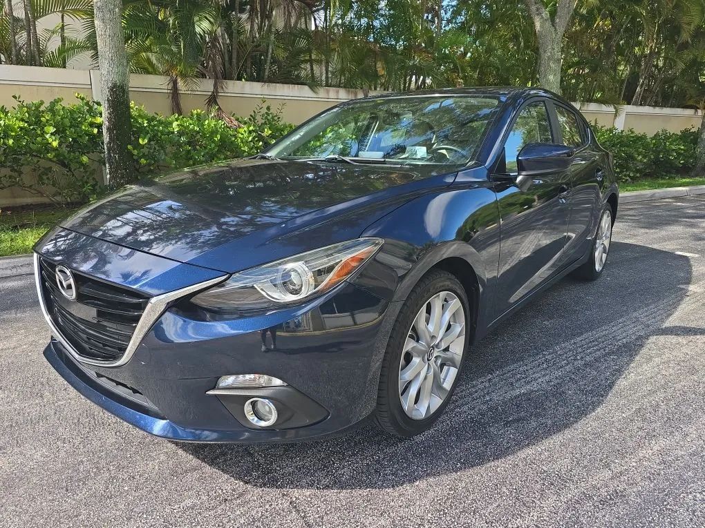 2015 MAZDA Mazda3