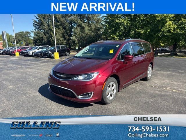 2017 CHRYSLER Pacifica