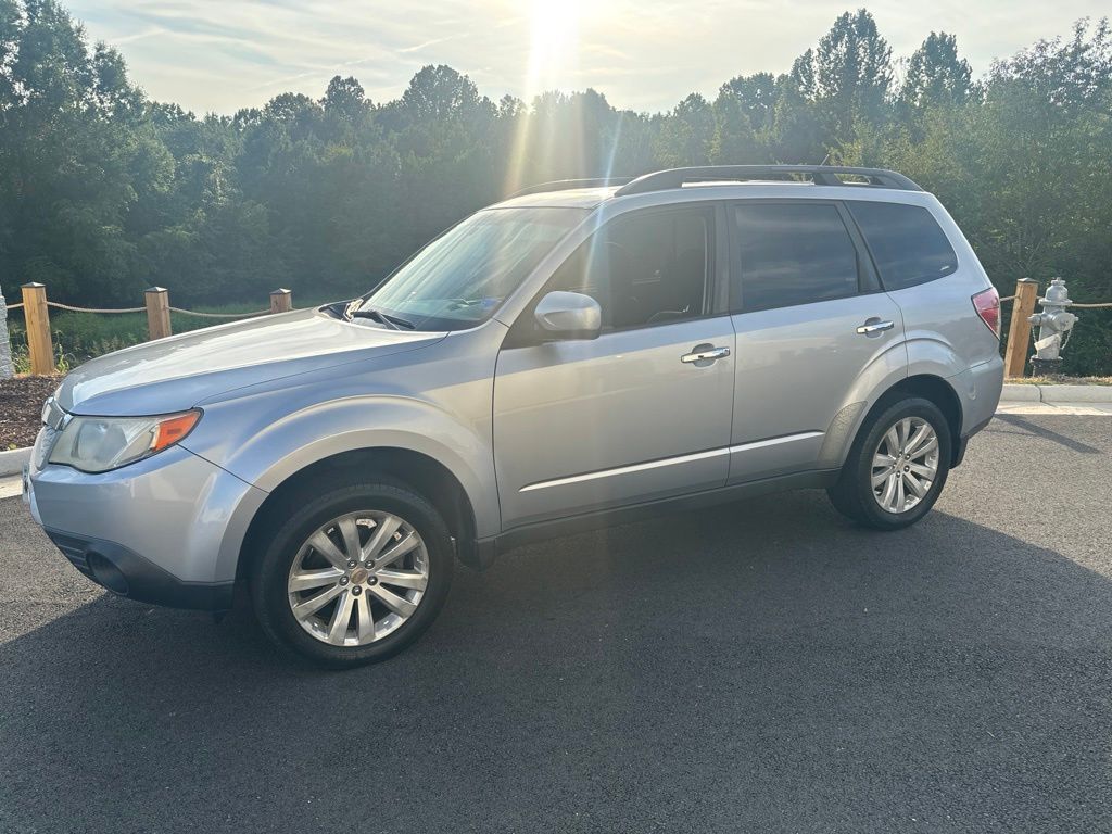 2013 SUBARU Forester